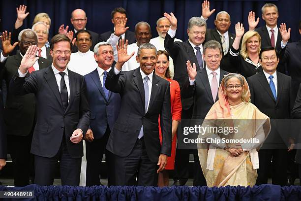 President Barack Obama poses for a 'class photograph' with the Leaders' Summit on Peacekeeping participants during the 70th annual UN General...