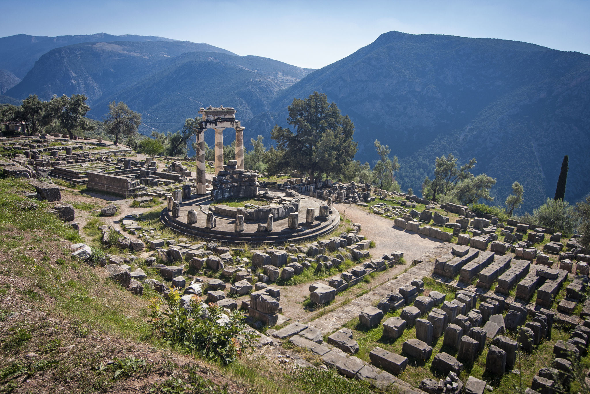 delphi ruins