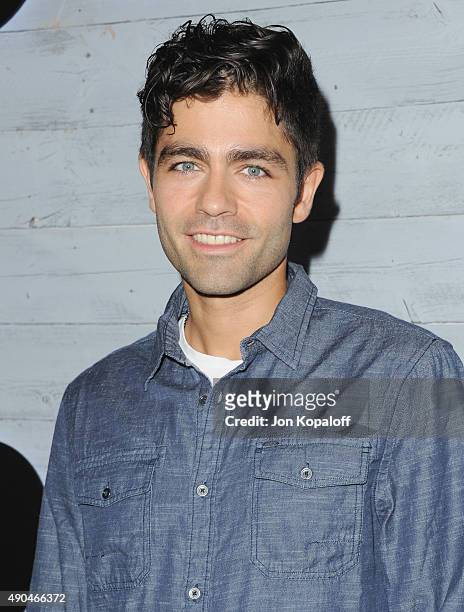 Actor Adrian Grenier arrives at go90 Sneak Peek at Wallis Annenberg Center for the Performing Arts on September 24, 2015 in Beverly Hills, California.