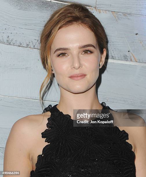 Actress Zoey Deutch arrives at go90 Sneak Peek at Wallis Annenberg Center for the Performing Arts on September 24, 2015 in Beverly Hills, California.