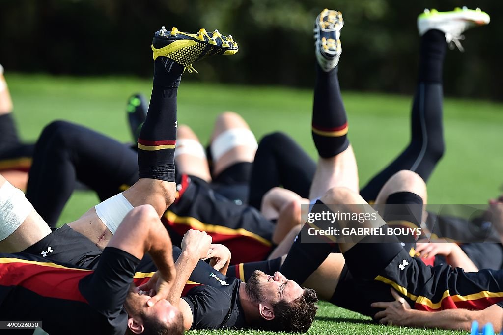 RUGBYU-WC-2015-WAL-TRAINING