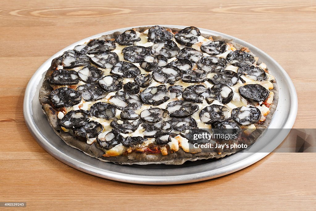 Squid thin crust pizza