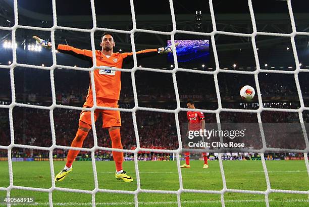 Beto of Sevilla celebrates after making a save from Rodrigo Moreno of Benfica during the penalty shoot out during the UEFA Europa League Final match...