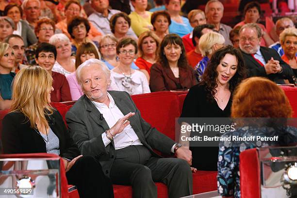 Main guiest of the show actress mathilde Seigner with Stage Director Niels Arestrup and his wife actress Isabelle Le Nouvel who present the theater...