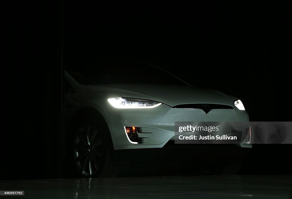 Tesla Debuts Its New Crossover SUV Model, Tesla X