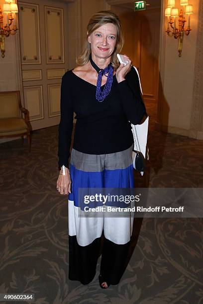 Isabelle Barnier attends the Charity Dinner to Benefit 'Claude Pompidou Foundation', held at 'Four Seasons Hotel George V' on September 29, 2015 in...