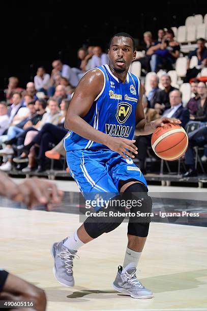 James Southerland of Vanoli in action during the frindly basketball match between Virtus Obiettivo Lavoro Bologna and Vanoli Cremona at Unipol Arena...