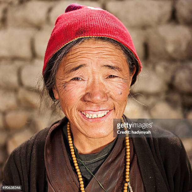 tibetan woman, lo manthang, upper mustang - 羅馬丹 個照片及圖片檔