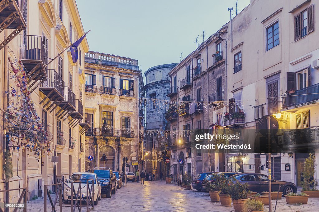 Italy, Sicily, Palermo, Street view in evening light