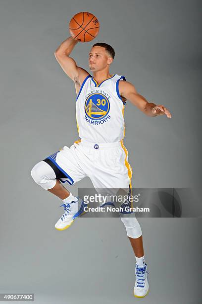 Stephen Curry of the Golden State Warriors poses for a portrait on September 28, 2015 at the Warriors practice facility in Oakland, California. NOTE...