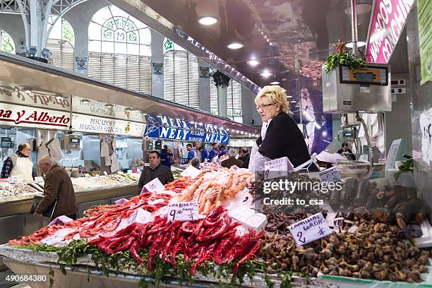 market in spain - fish market stockfoto's en -beelden