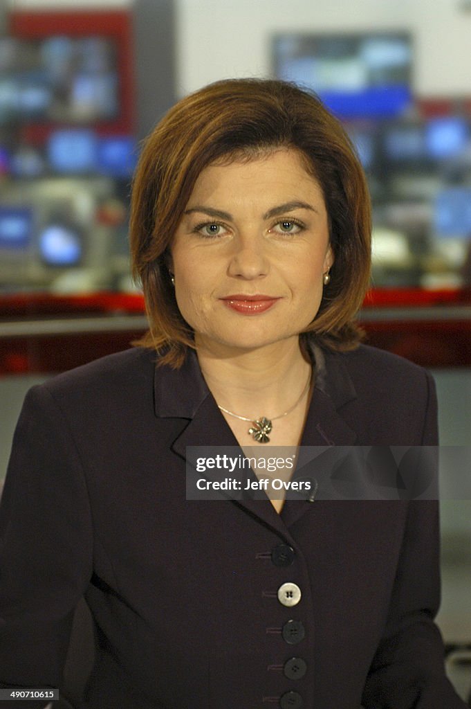 Jane Hill On The BBC News 24 Studio Set News Photo Getty Images jane-hill-on-the-bbc-news-24-studio-set-news-photo-getty-images