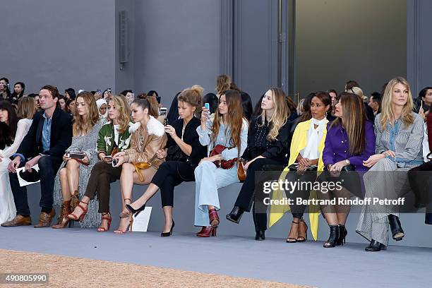 Louis-Marie de Castelbajac, Sofia Sanchez Barrenechea, Alice Isaaz, Lola Le Lann, Selah Sue, Flo Morissey, Dylan Frances Penn, Jada Pinkett Smith,...