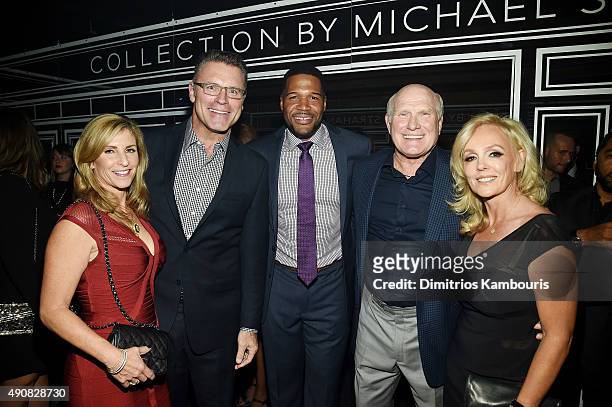 Diane Addonizio, sportscaster Howie Long, TV personality Michael Strahan, sportscaster Terry Bradshaw, and Tammy Bradshaw attend JCPenney and Michael...