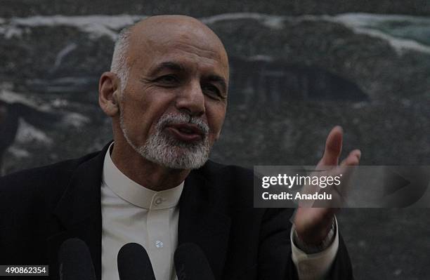 Afghan President Ashraf Ghani talks with Jornalists during a press conference at presidential palace in Kabul, Afghanistan on October 1, 2015. Ghani...