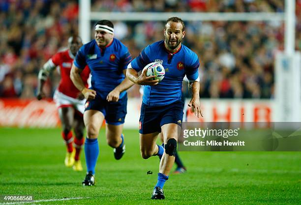 Frederic Michalak of France breaks through during the 2015 Rugby World Cup Pool D match between France and Canada at Stadium mk on October 1, 2015 in...