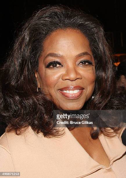 Oprah Winfrey poses backstage at the hit musical "After Midnight" on Broadway at The Brooks Atkinson Theater on May 15, 2014 in New York City.