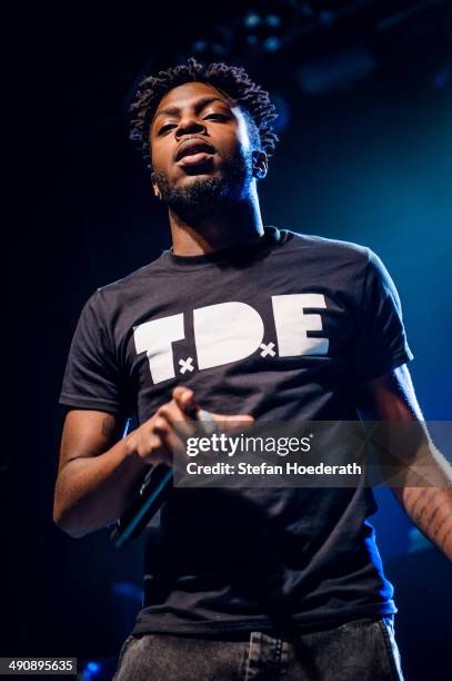 Isoud Rapper American 81 Rapper Isaiah Rashad Stock Photos, High-Res Pictures, and Images ...