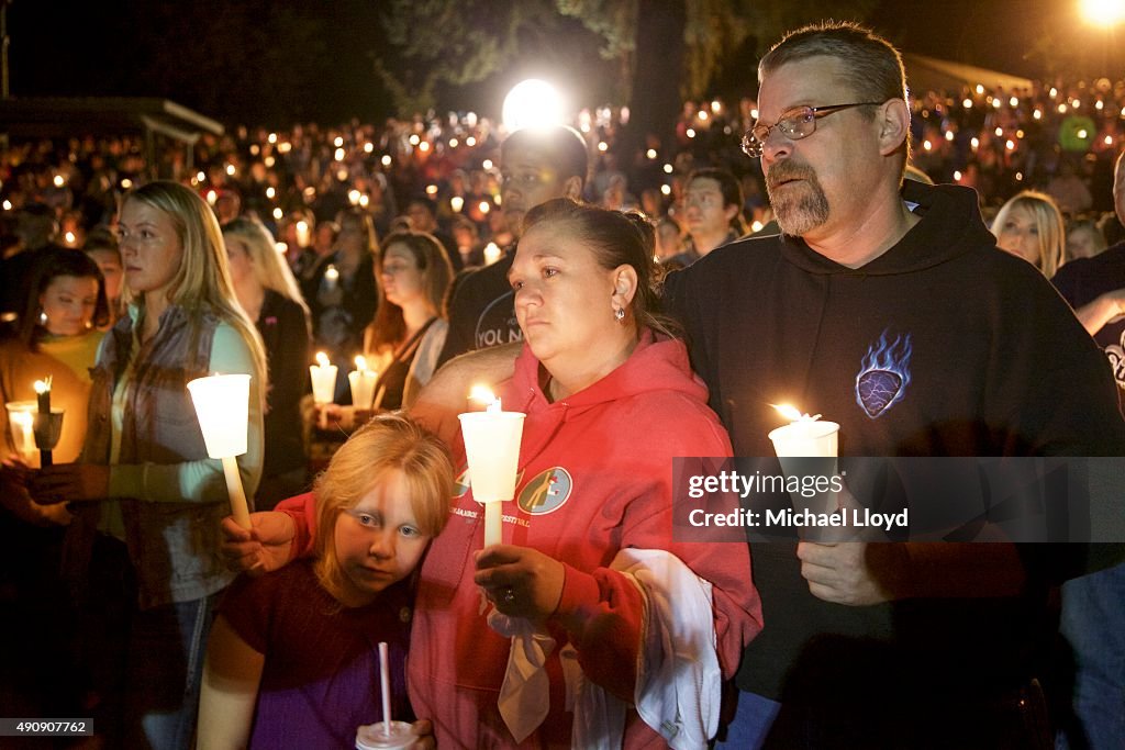 Shooting At Umpqua Community College In Oregon Leaves Multiple People Dead