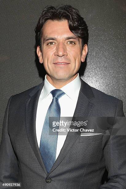 Actor Jorge Salinas attends the "Pasion y Poder" press conference at Live Aqua Bosques on October 1, 2015 in Mexico City, Mexico.