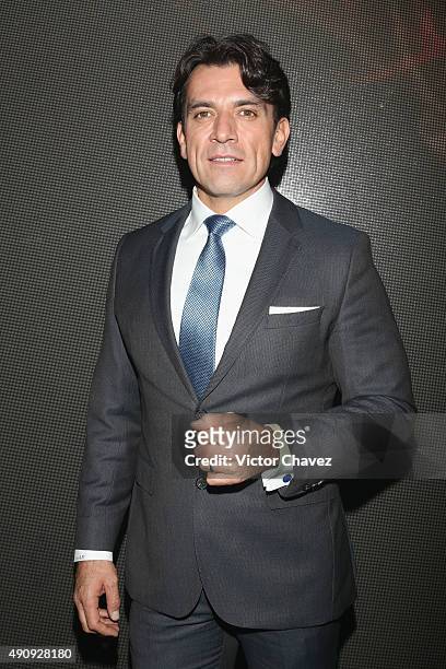 Actor Jorge Salinas attends the "Pasion y Poder" press conference at Live Aqua Bosques on October 1, 2015 in Mexico City, Mexico.