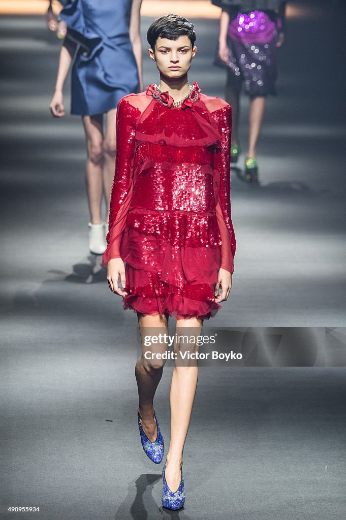 Lanvin : Runway - Paris Fashion Week Womenswear Spring/Summer 2016