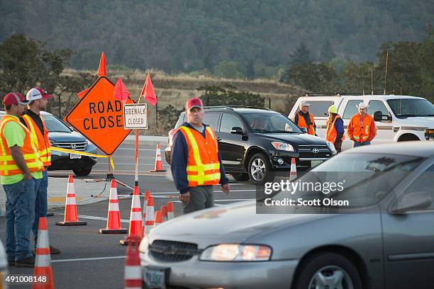 Emergency workers block access to Umpqua Community College on October 2, 2015 in Roseburg, Oregon. Yesterday 10 people were killed and another seven...
