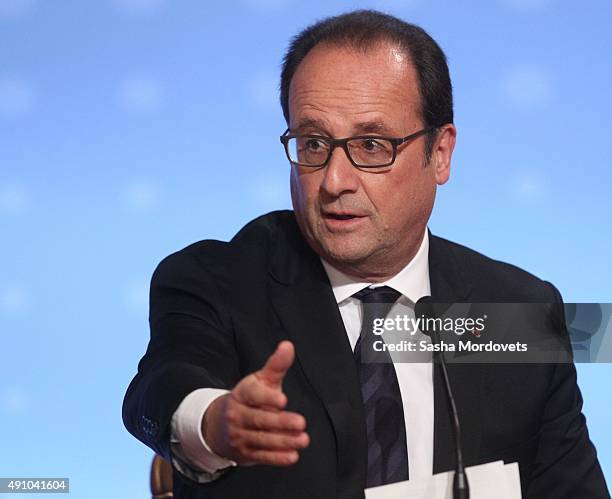 French President Francois Hollande speeches during press conference after the Normandy Format Summit in the Elysee Palace on October 2, 2015 in...