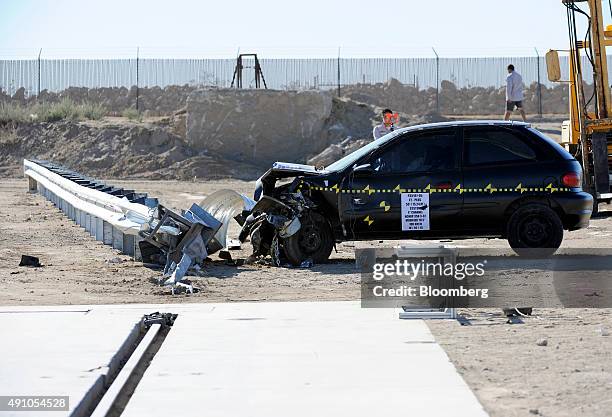 Crash Test Engineer Crash Test Facility Photos and Premium High Res Pictures - Getty Images