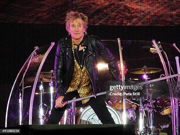 Rod Stewart performs at the BBC Radio 2 Live In Hyde Park Concert at Hyde Park on September 13, 2015 in London, England.