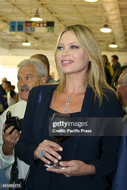 Anna Falchi during the inauguration of salon Bomboniera del Regalo e della Casa.