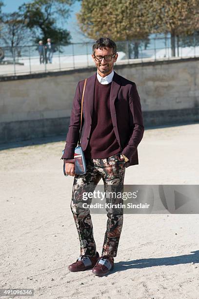 Fashion Editor Simone Marchetti wears all Valentino on day 4 during Paris Fashion Week Spring/Summer 2016 on October 2, 2015 in London, England.