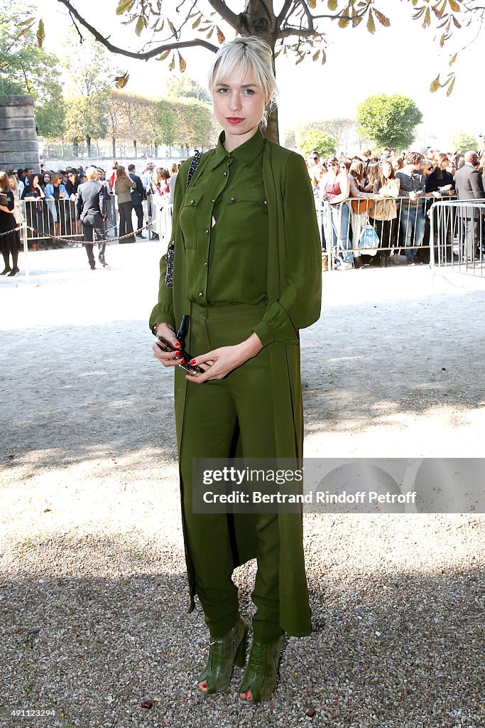 Elie Saab : Outside Arrivals - Paris Fashion Week Womenswear Spring/Summer 2016