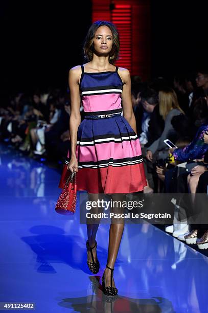 Model Malaika Firth walks the runway during the Elie Saab show as part of the Paris Fashion Week Womenswear Spring/Summer 2016 on October 3, 2015 in...