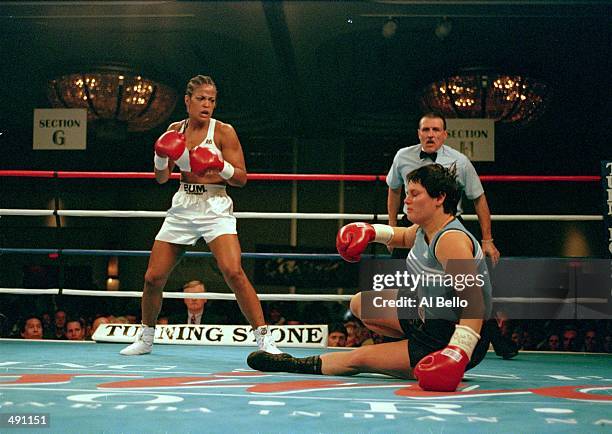 Ali Down R 75 Ali Fowler Stock Photos, High-Res Pictures, and Images - Getty Images