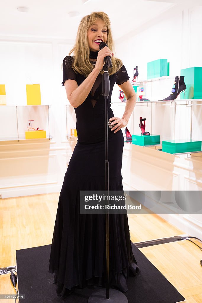 Cesare Paciotti : Cocktail Party - Paris Fashion Week Womenswear Spring/Summer 2016