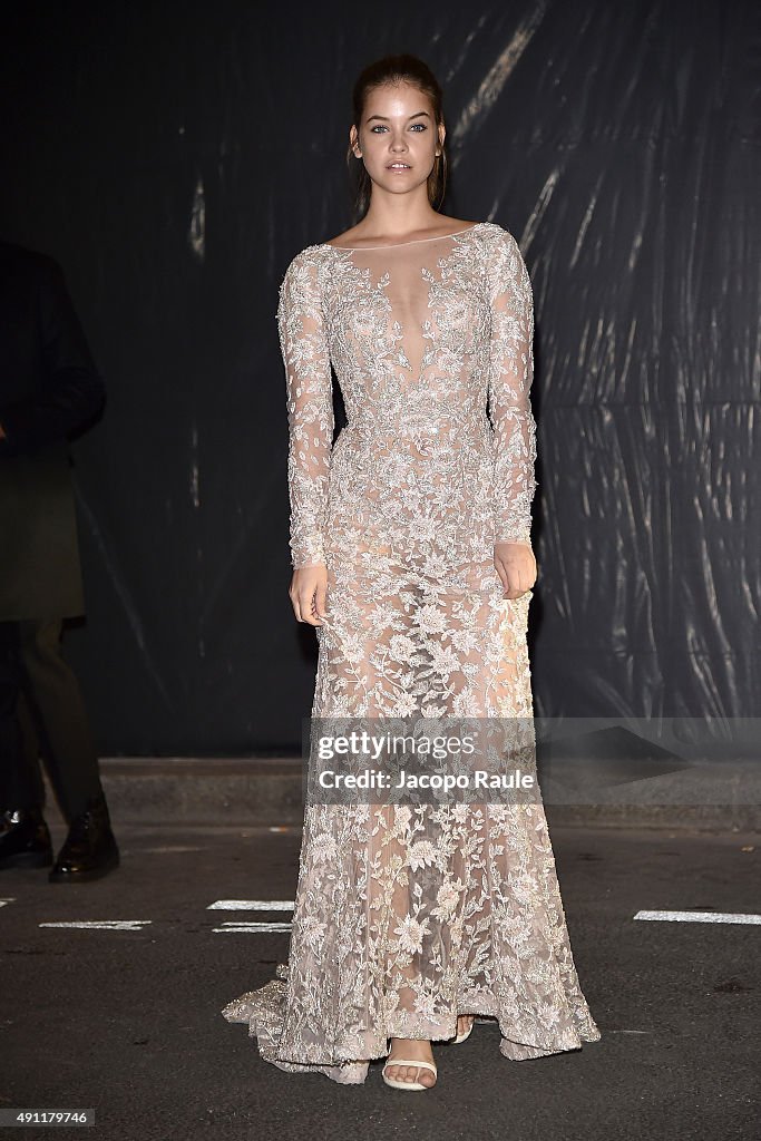 Celebrities Sightings At Paris Fashion Week - Ready To Wear S/S 2016 : Day Five