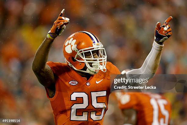 Cordrea Tankersley of the Clemson Tigers reacts after a play against the Notre Dame Fighting Irish during their game at Clemson Memorial Stadium on...