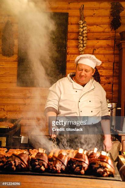 ungarische barbecue - christmas leg ham stock-fotos und bilder