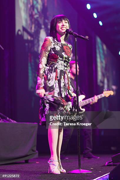 Singer Carly Rae Jepsen performs at the 19th Annual HRC National Dinner at Walter E. Washington Convention Center on October 3, 2015 in Washington,...