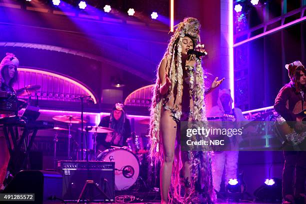 Miley Cyrus" Episode 1684 -- Pictured: Musical guest Miley Cyrus performs on October 3, 2015 --