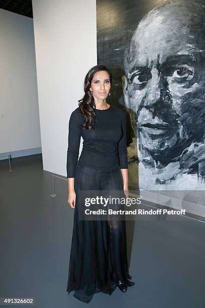 Model Padma Lakshmi attends the 'Picasso Mania' : Press Preview. Held at Grand Palais on October 4, 2015 in Paris, France.