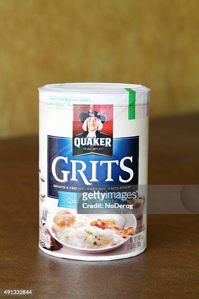quaker quick cook five minute grits - grits stock pictures, royalty-free photos & images
