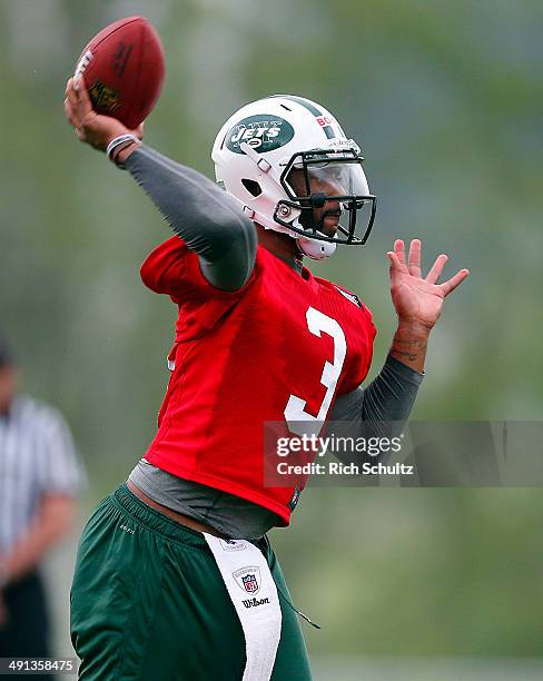 Quarter Back Tajh Boyd of the New York Jets looks to pass during the first day of rookie minicamp on May 16, 2014 in Florham Park, New Jersey.