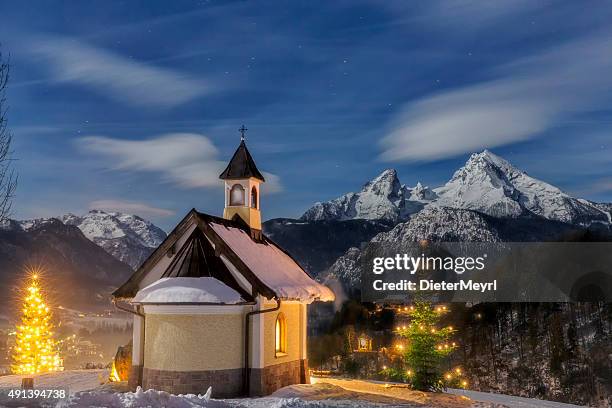 クリスマスのチャペル - upper bavaria ストックフォトと画像