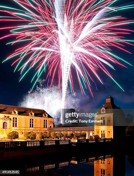 fireworks at the orangery - deux sèvres fotografías e imágenes de stock