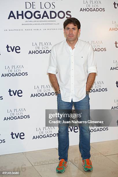 Spanish actor Antonio Garrido attends 'La Playa de los Ahogados' photocall at Princesa Cinema on October 5, 2015 in Madrid, Spain.