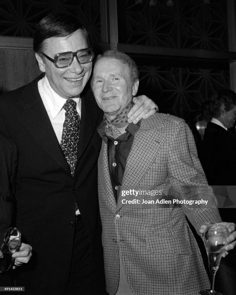 Ross Hunter And Red Buttons