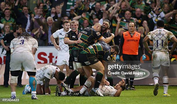 Tom Wood of Northampton Saints celebrates after scoring the last minute match winning try during the Aviva Premiership semi final match between...