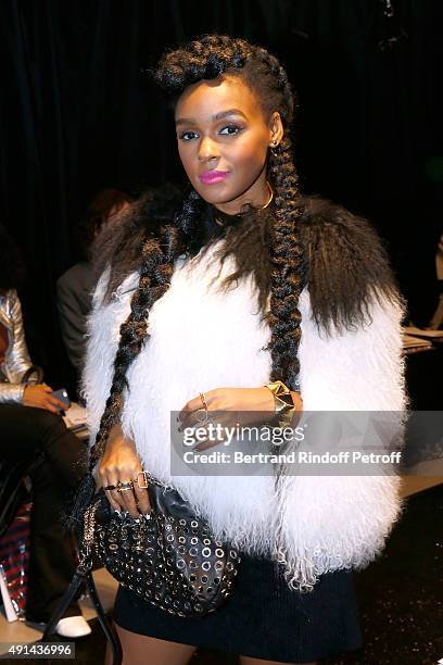 Singer Janelle Monae attends the Sonia Rykiel show as part of the Paris Fashion Week Womenswear Spring/Summer 2016 on October 5, 2015 in Paris,...